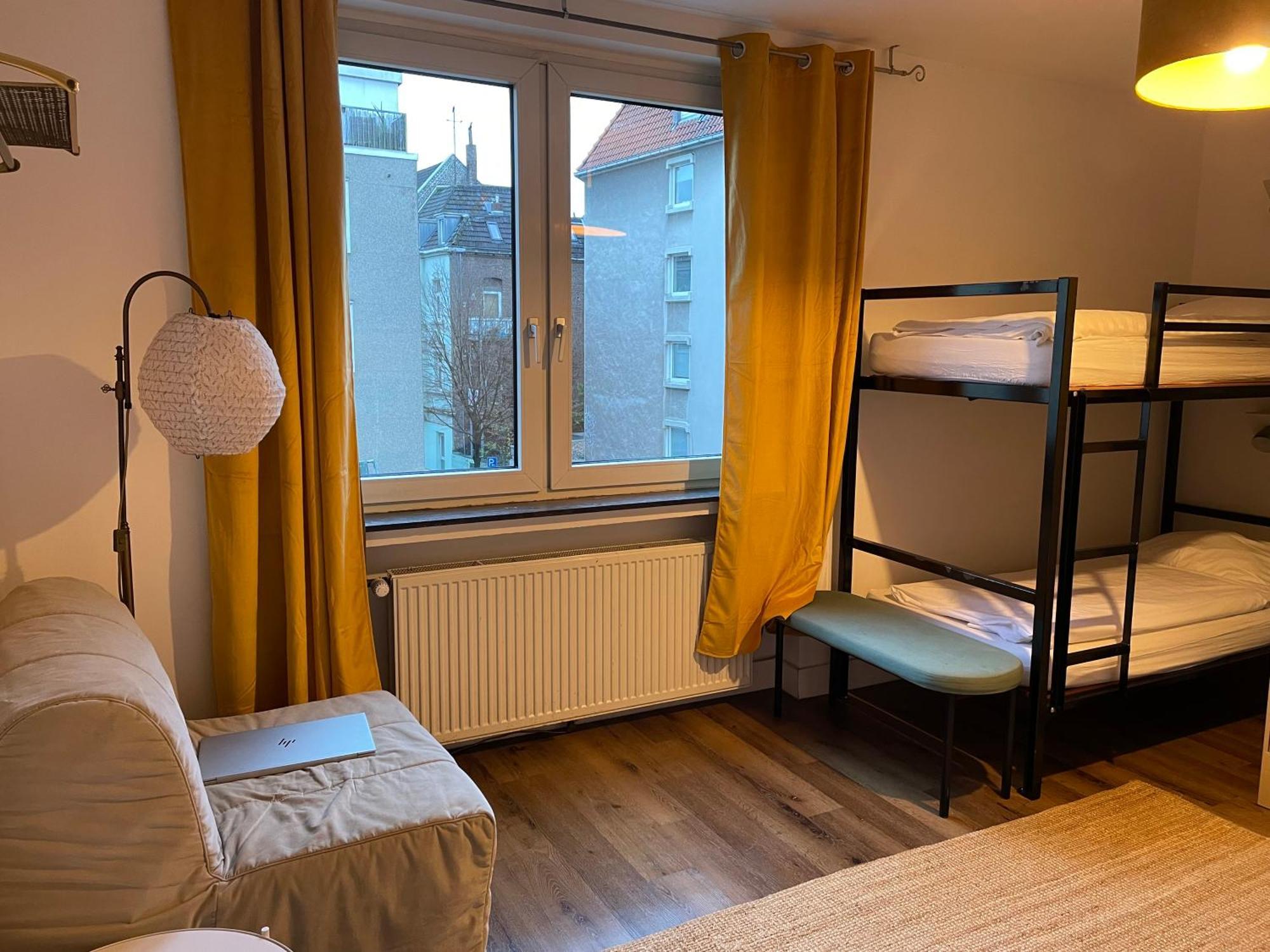 Weltempfaenger Backpacker Hostel Kolín nad Rýnem Exteriér fotografie