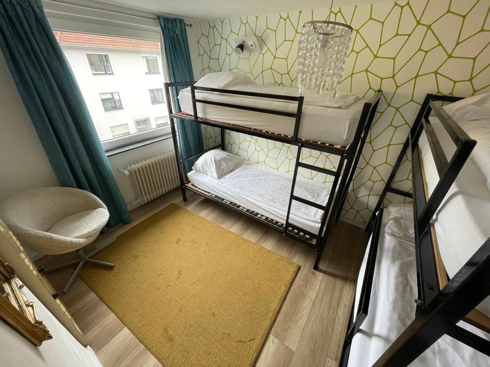 Weltempfaenger Backpacker Hostel Kolín nad Rýnem Exteriér fotografie